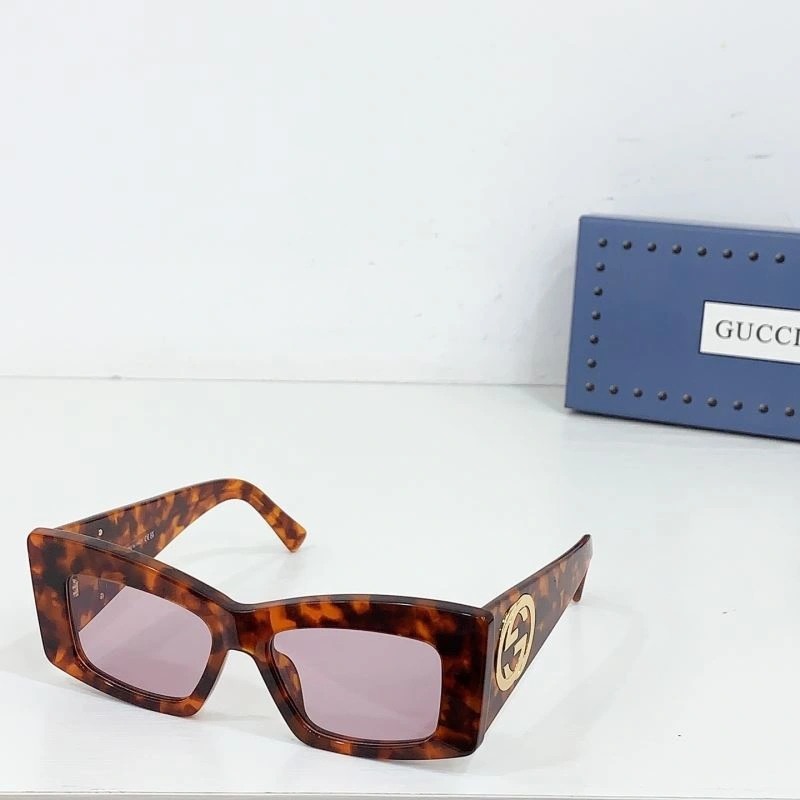 Sleek Gucci Sunglasses 280122