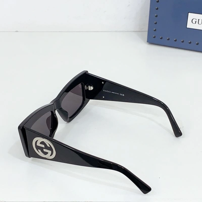 Sleek Gucci Sunglasses 280122
