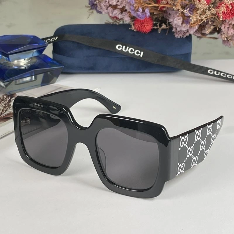 Gucci Sunglasses Comfortable 280121