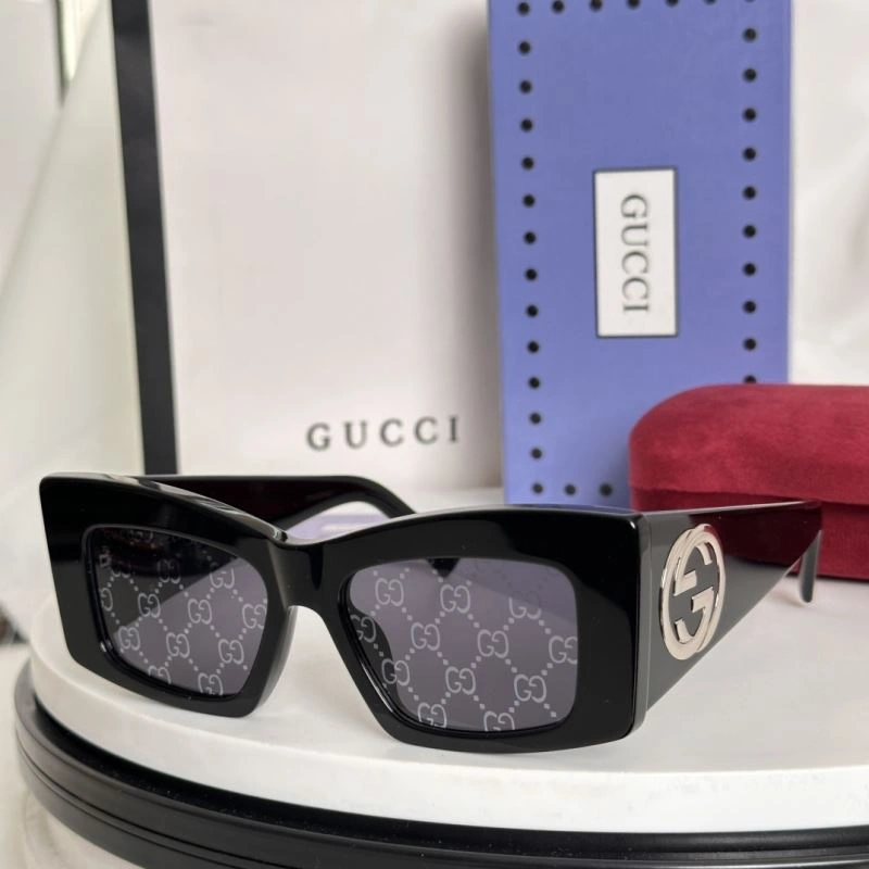 Bright Gucci Sunglasses 280119