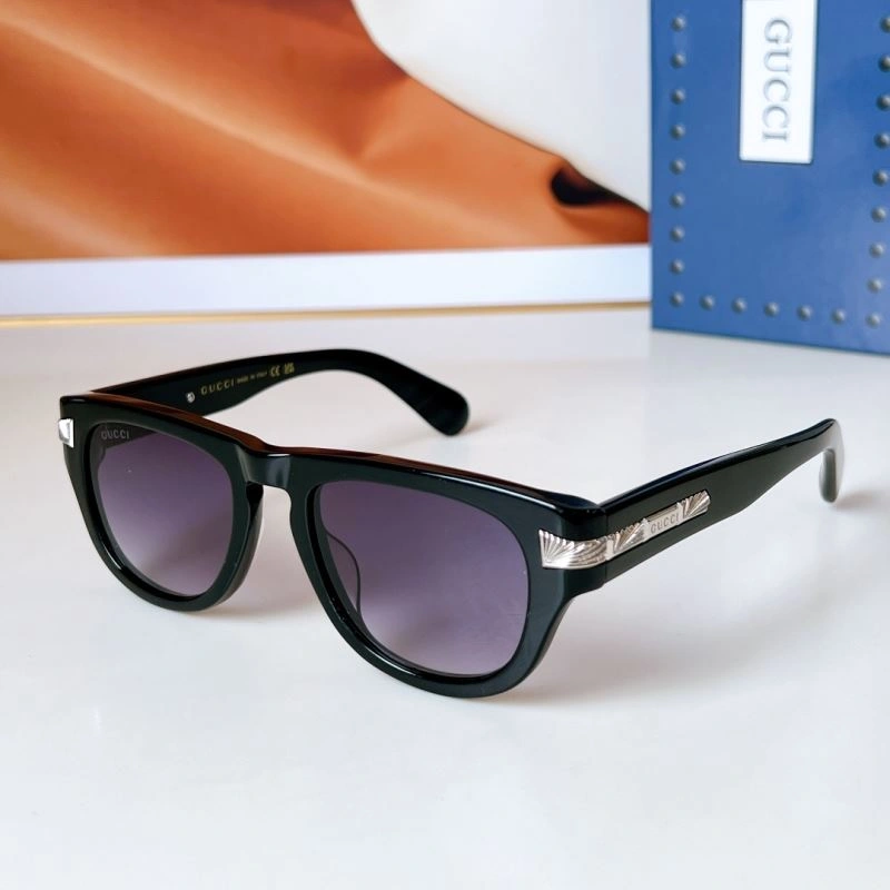 Gucci Sunglasses WeatherProof 280118