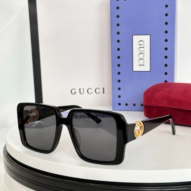 WaterResistant Gucci Sunglasses 280087