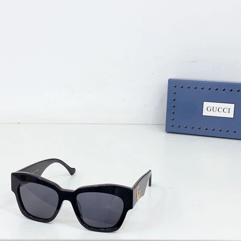 RelaxedFit Gucci Sunglasses 280090