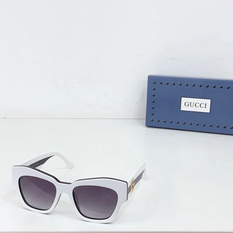 RelaxedFit Gucci Sunglasses 280090