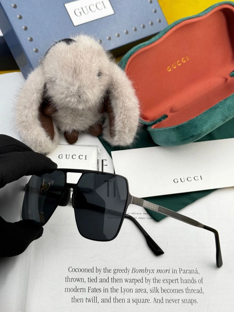 MultiPurpose Gucci Sunglasses 280111