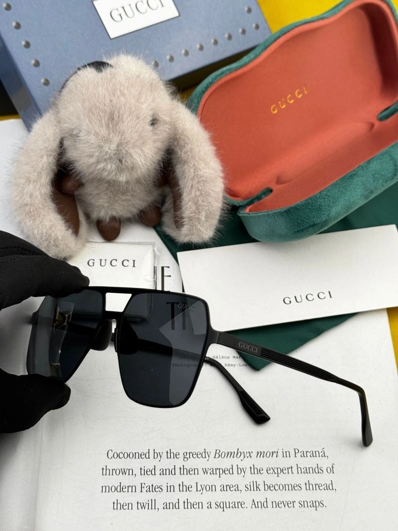 MultiPurpose Gucci Sunglasses 280111
