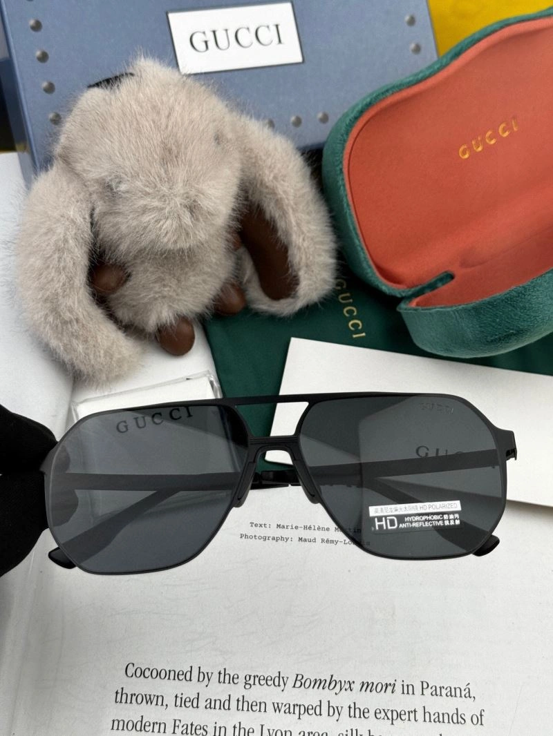 Gucci Sunglasses RelaxedFit 280098