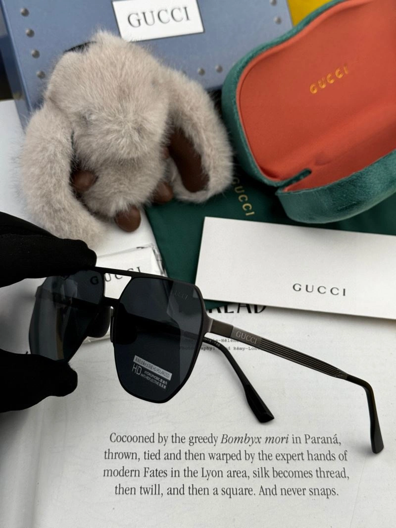 Gucci Sunglasses RelaxedFit 280098