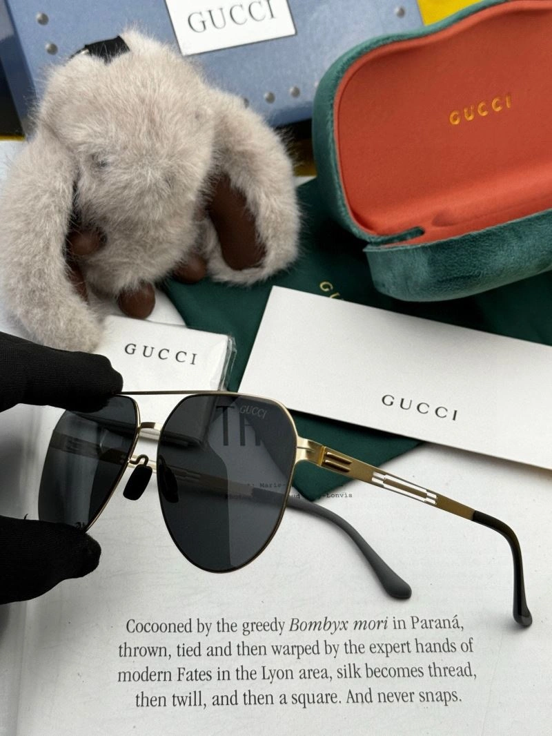 Gucci Sunglasses AllSeason 280103