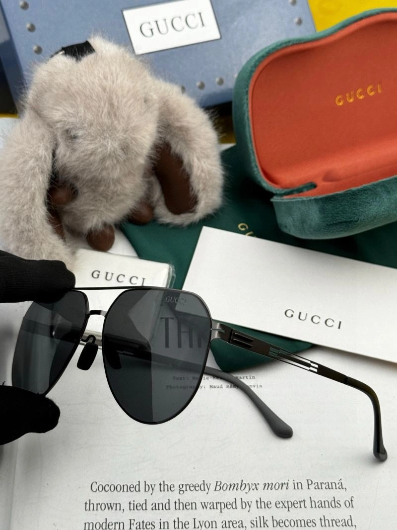Gucci Sunglasses AllSeason 280103