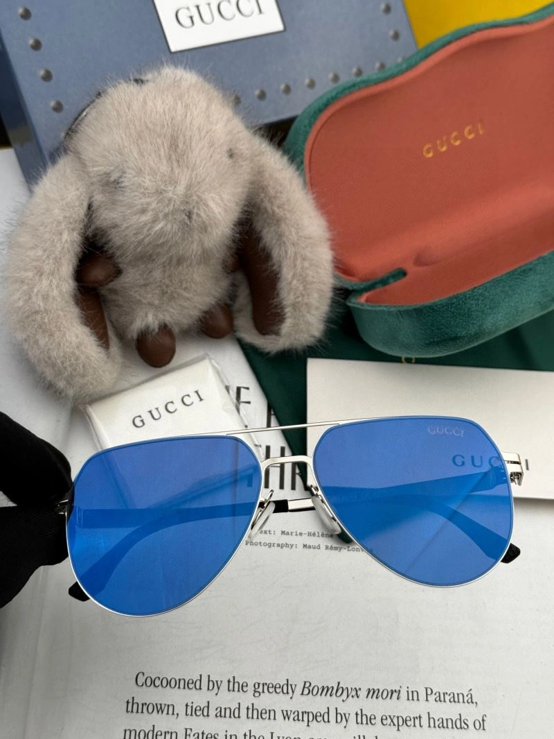 Gucci Sunglasses ComfortFit 280095