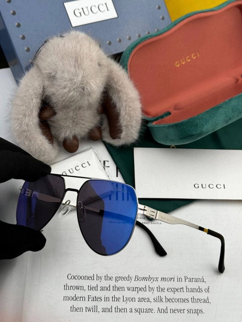 Gucci Sunglasses ComfortFit 280095