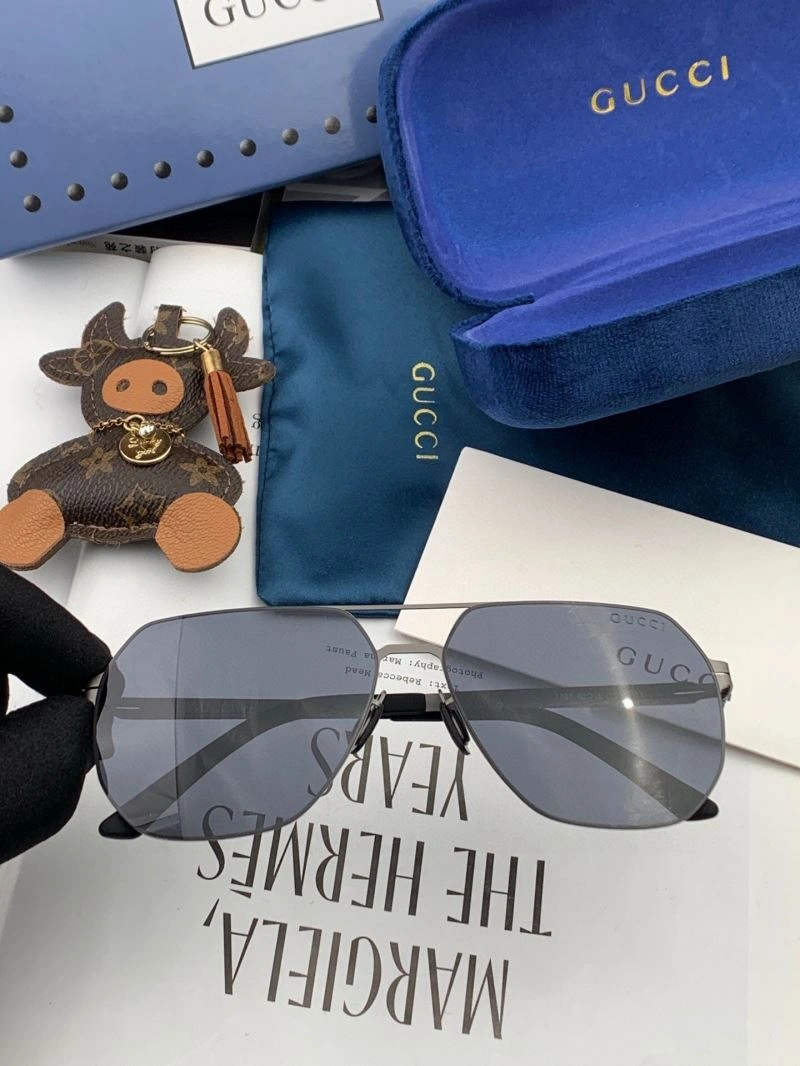Reliable Gucci Sunglasses 280084