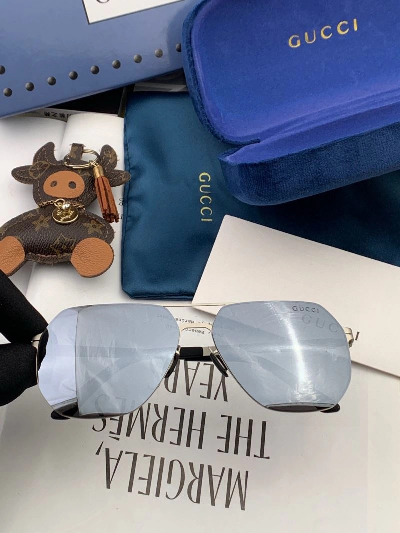 Reliable Gucci Sunglasses 280084