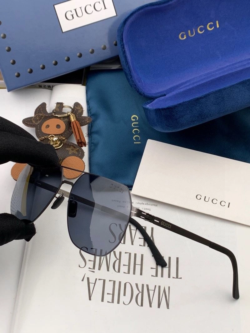 Reliable Gucci Sunglasses 280084
