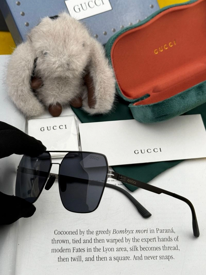 Compact Gucci Sunglasses 280104