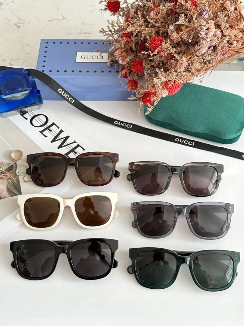 Packable Gucci Sunglasses 280113