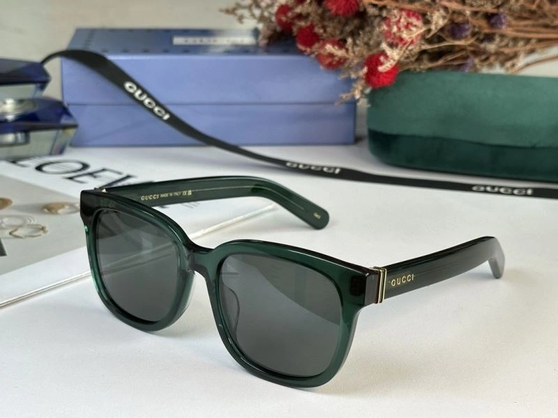 Packable Gucci Sunglasses 280113