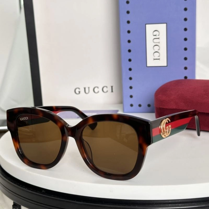 Gucci Sunglasses Modern 280079