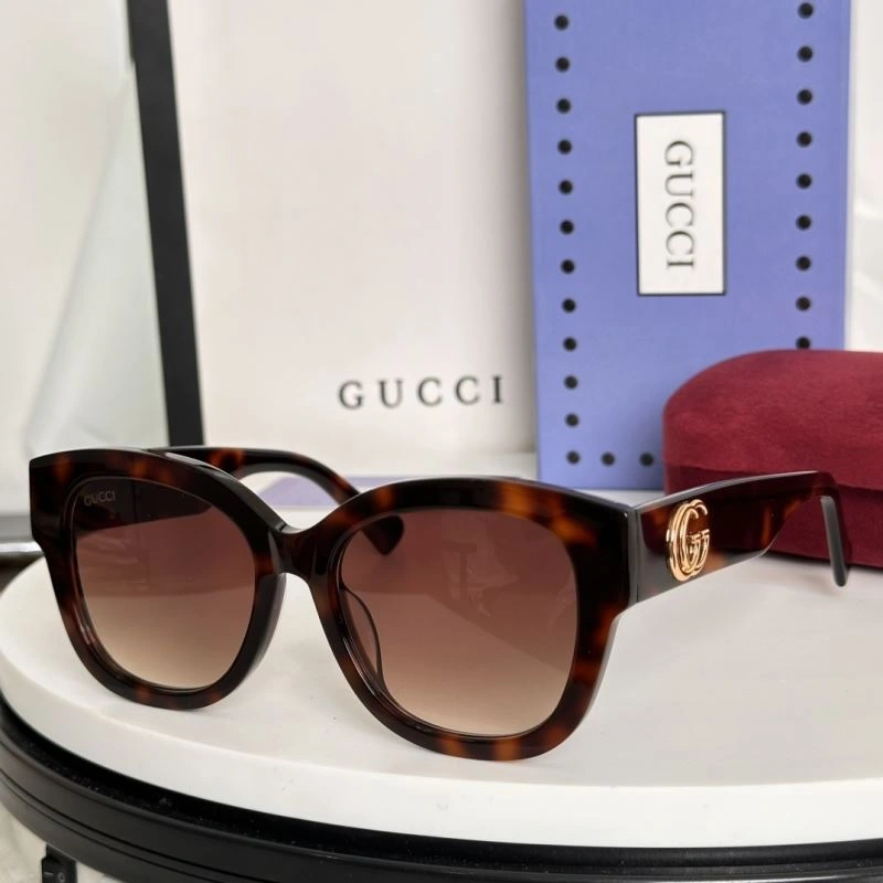 Gucci Sunglasses Modern 280079