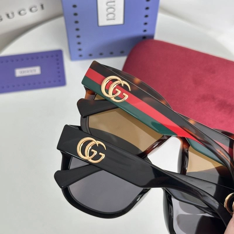 Gucci Sunglasses Modern 280079