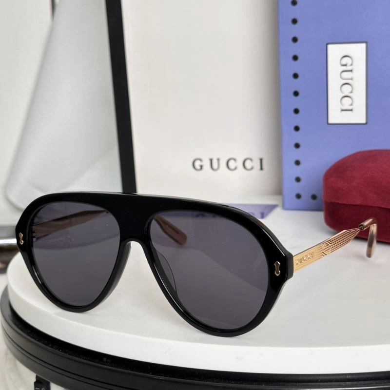 Gucci Sunglasses Snug 280077