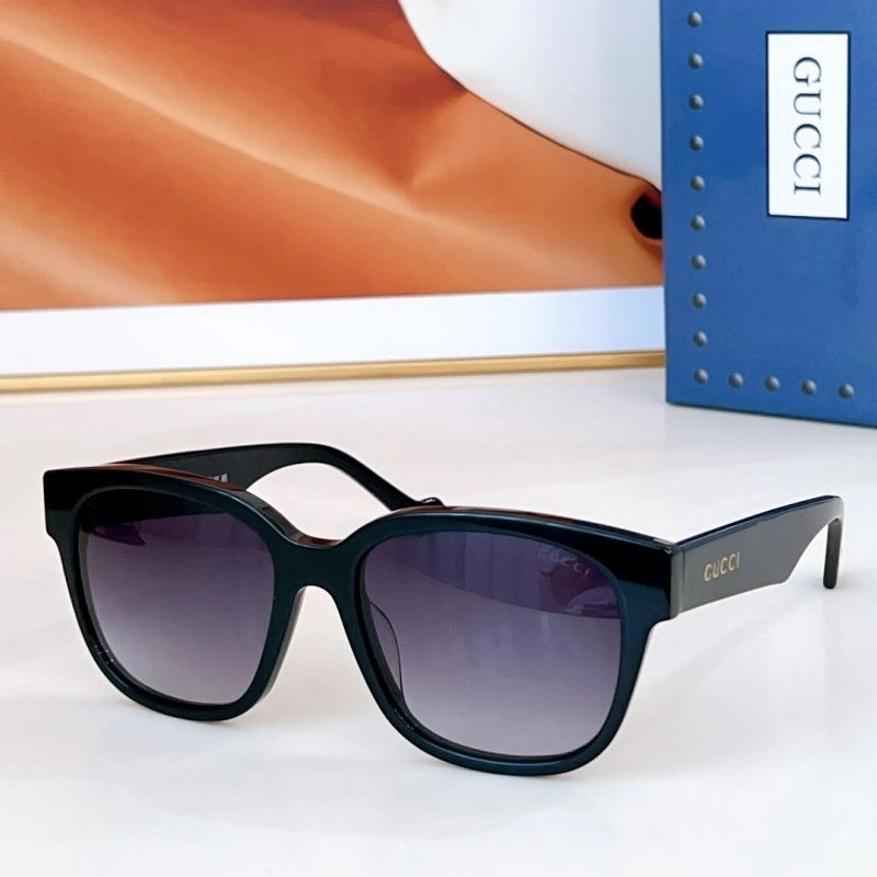 Gucci Sunglasses Breathable 280069