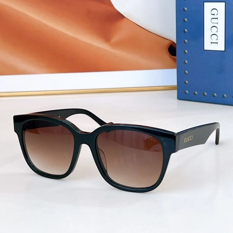 Gucci Sunglasses Breathable 280069