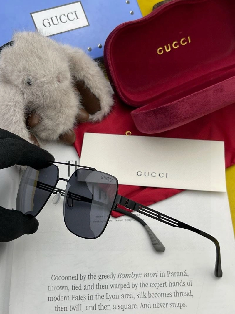 Sustainable Gucci Sunglasses 280051
