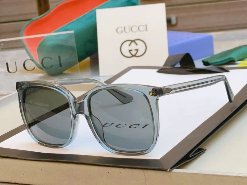 Chic Gucci Sunglasses 280050