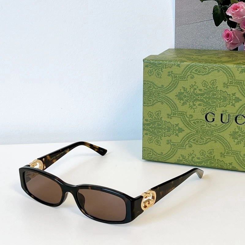 Gucci Sunglasses Practical 280053