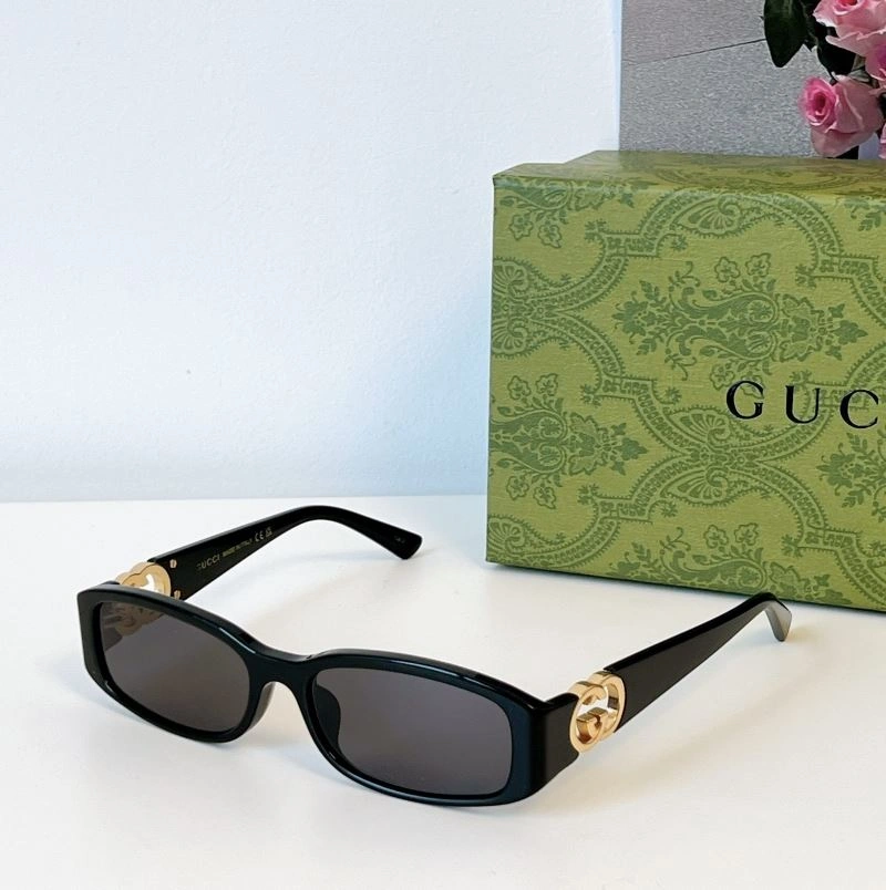 Gucci Sunglasses Practical 280053