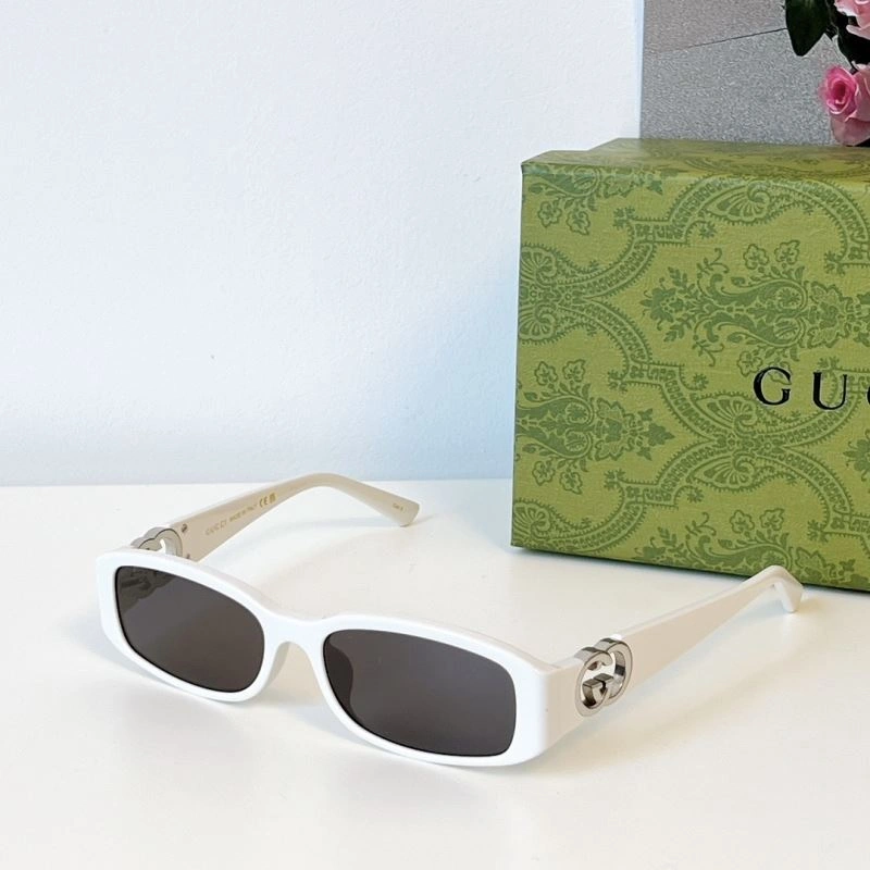 Gucci Sunglasses Practical 280053