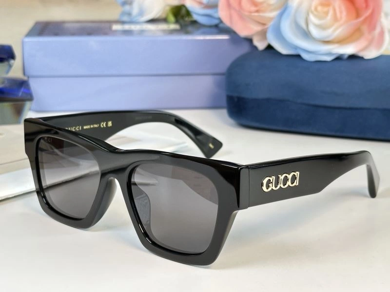Gucci Sunglasses RelaxedFit 280045