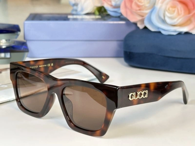 Gucci Sunglasses RelaxedFit 280045