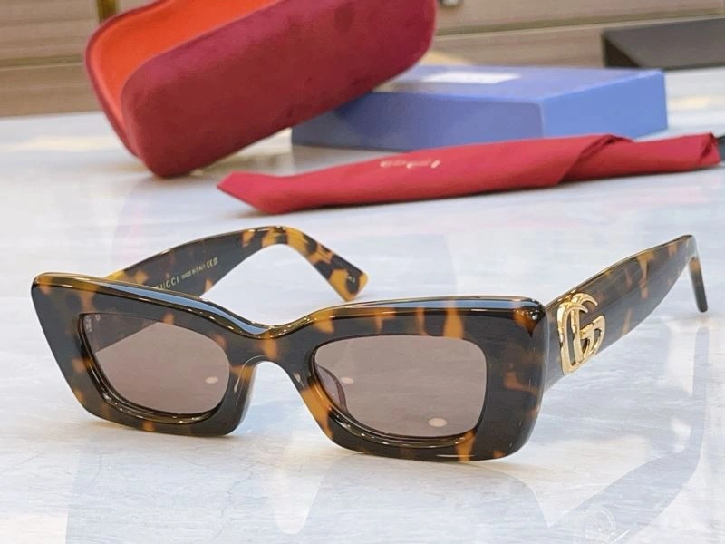 Flexible Gucci Sunglasses 280054