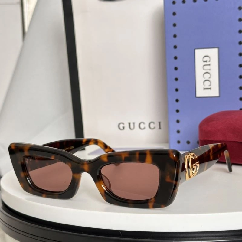 Gucci Sunglasses Modern 280048