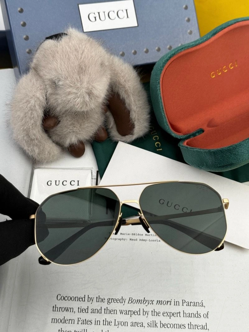 Gucci Sunglasses Minimalist 280055