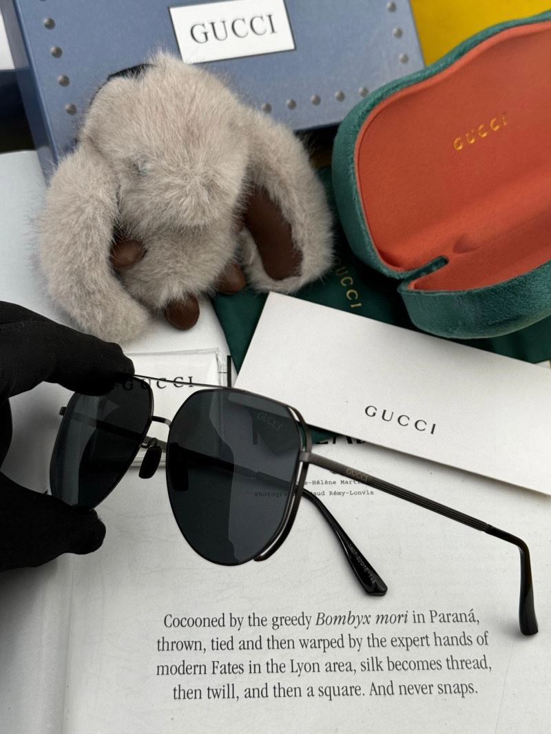 Gucci Sunglasses Minimalist 280055