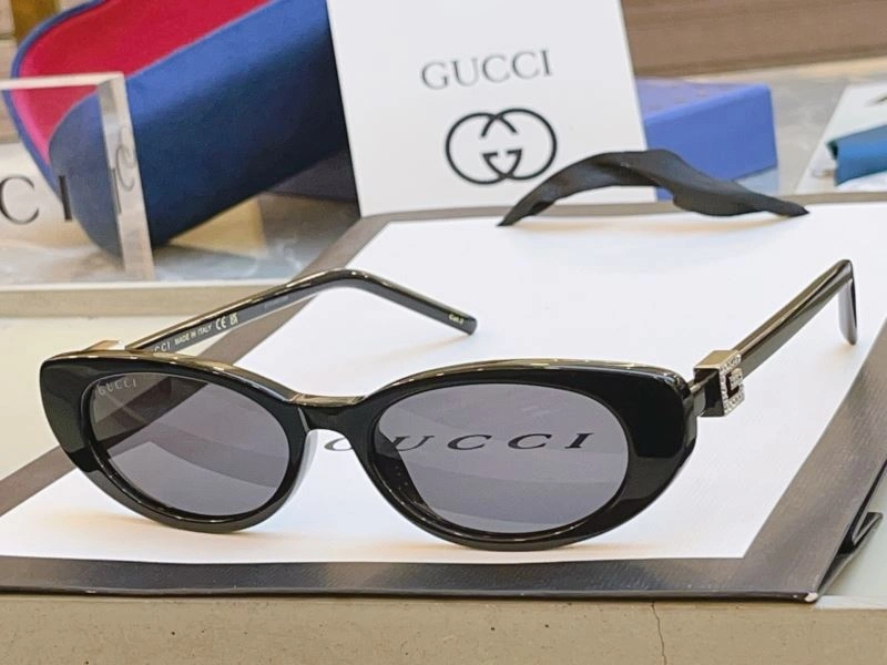 Unisex Gucci Sunglasses 280063
