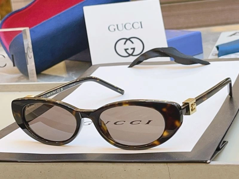 Unisex Gucci Sunglasses 280063