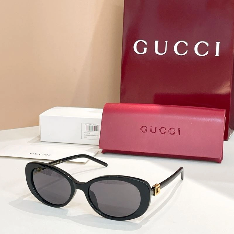 Gucci Sunglasses Attractive 280040