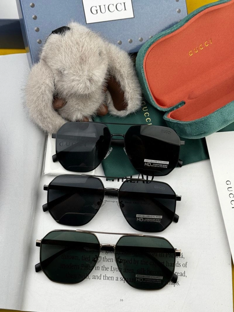 Gucci Sunglasses TravelReady 280036