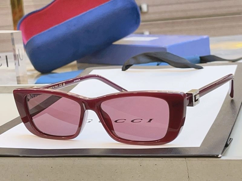 Classic Gucci Sunglasses 280034