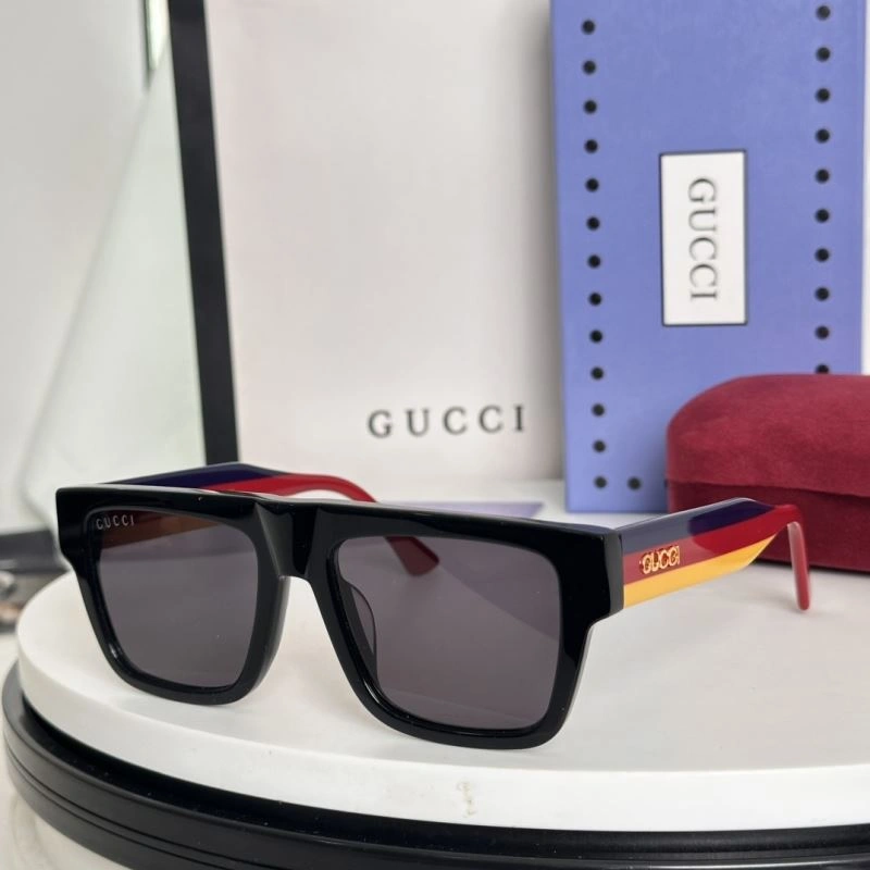 Gucci Sunglasses Bright 280033