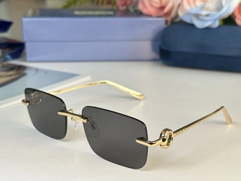 Gucci Sunglasses Classic 280031