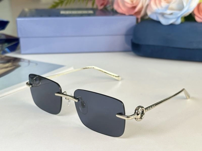 Gucci Sunglasses Classic 280031