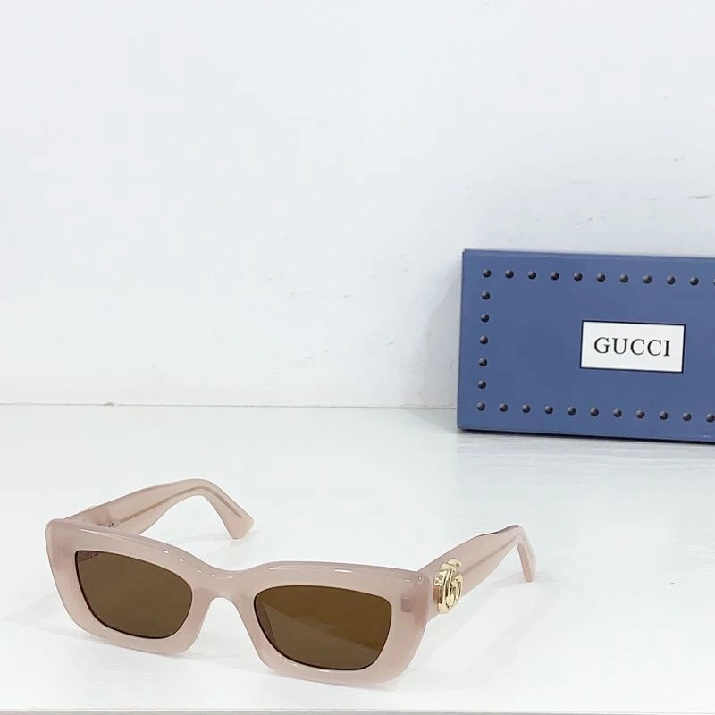 Gucci Sunglasses Sophisticated 280011