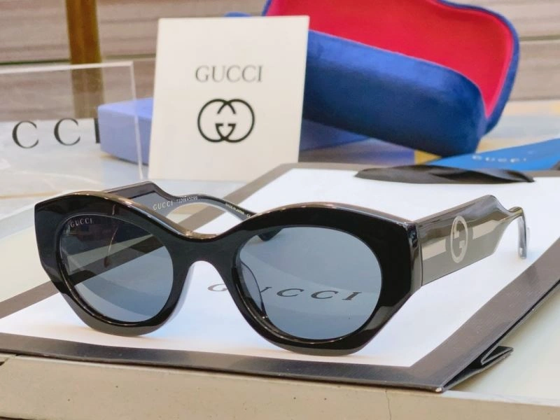 Gucci Sunglasses ComfortFit 280027