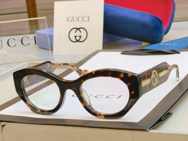 Gucci Sunglasses ComfortFit 280027